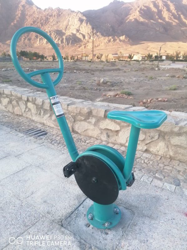 دستگاه دوچرخه ثابت